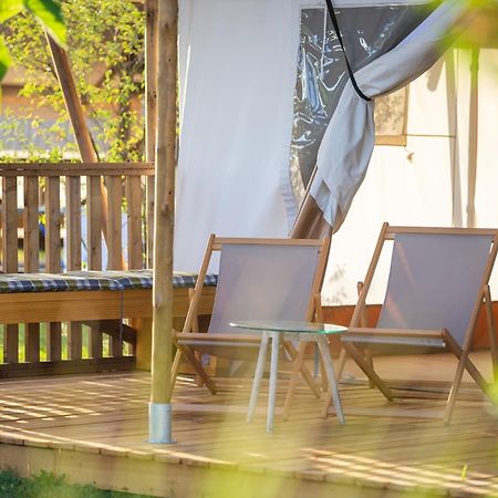 Glamping Kolpa Resort Gradac Exteriör bild