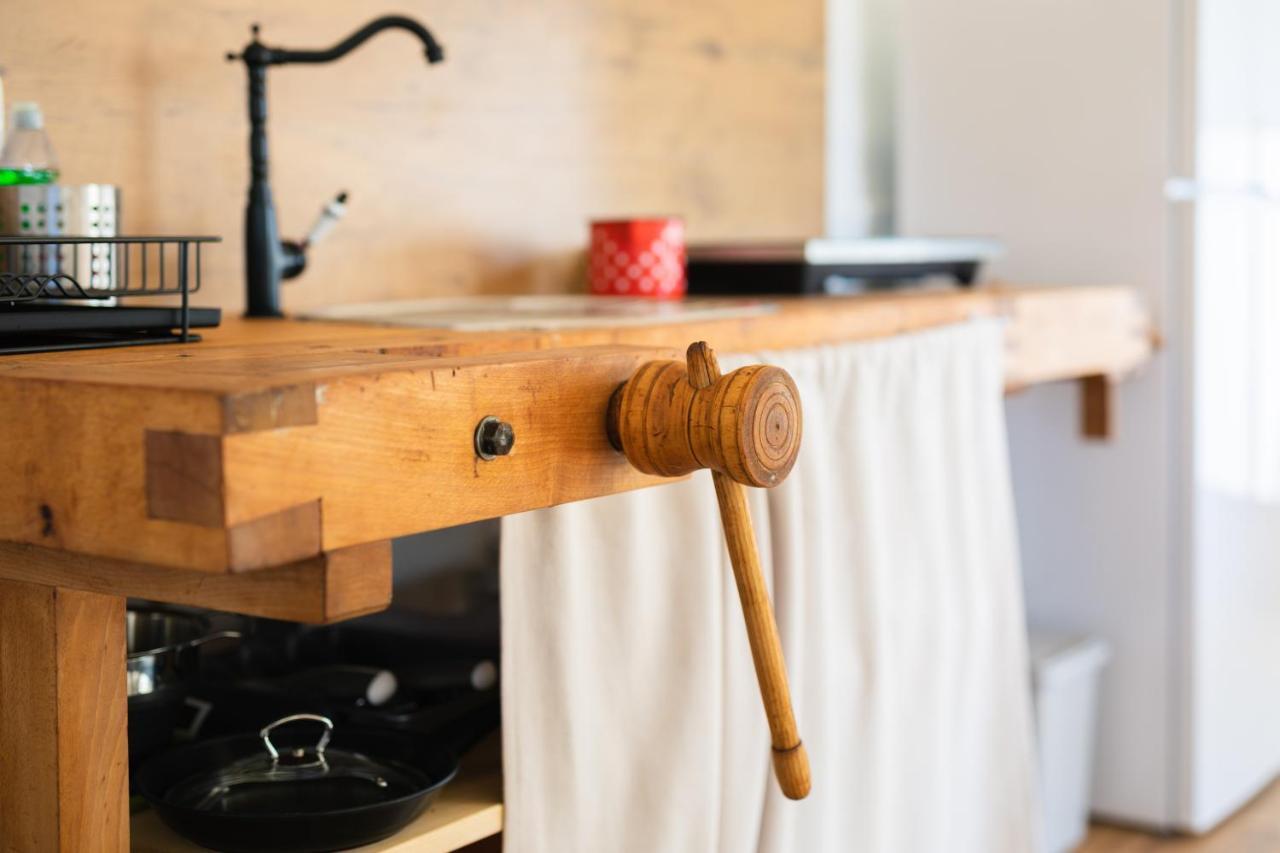 Glamping Kolpa Resort Gradac Exteriör bild