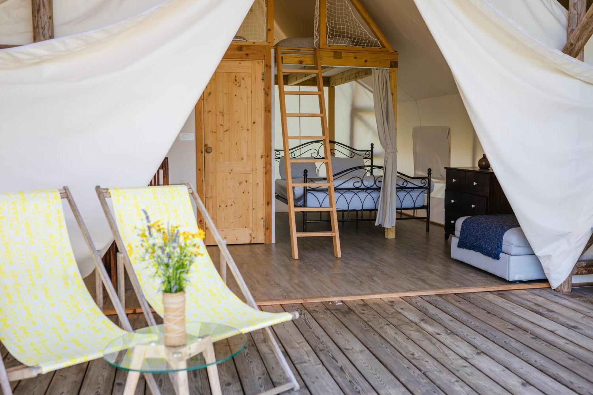 Glamping Kolpa Resort Gradac Exteriör bild
