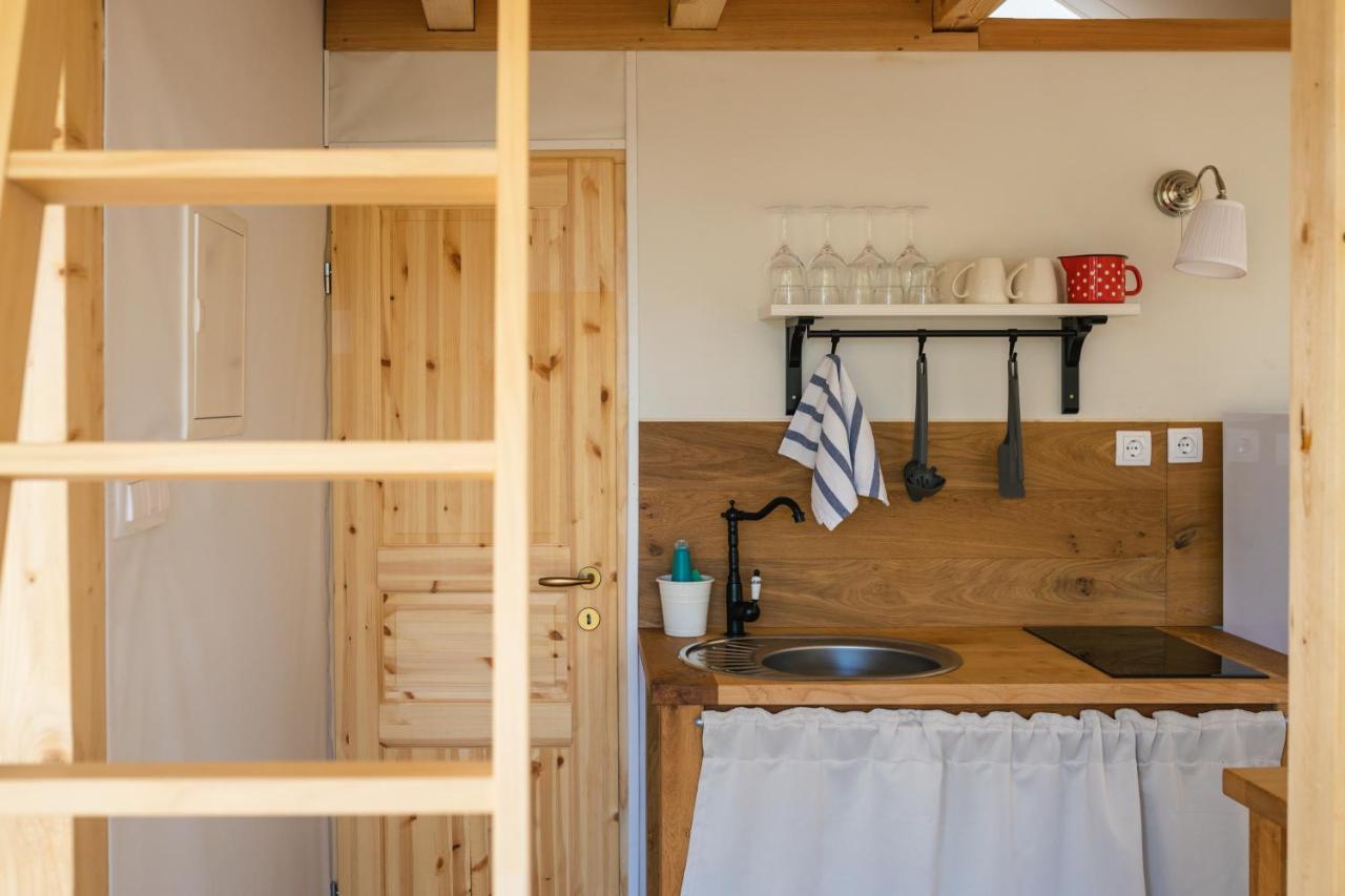 Glamping Kolpa Resort Gradac Exteriör bild