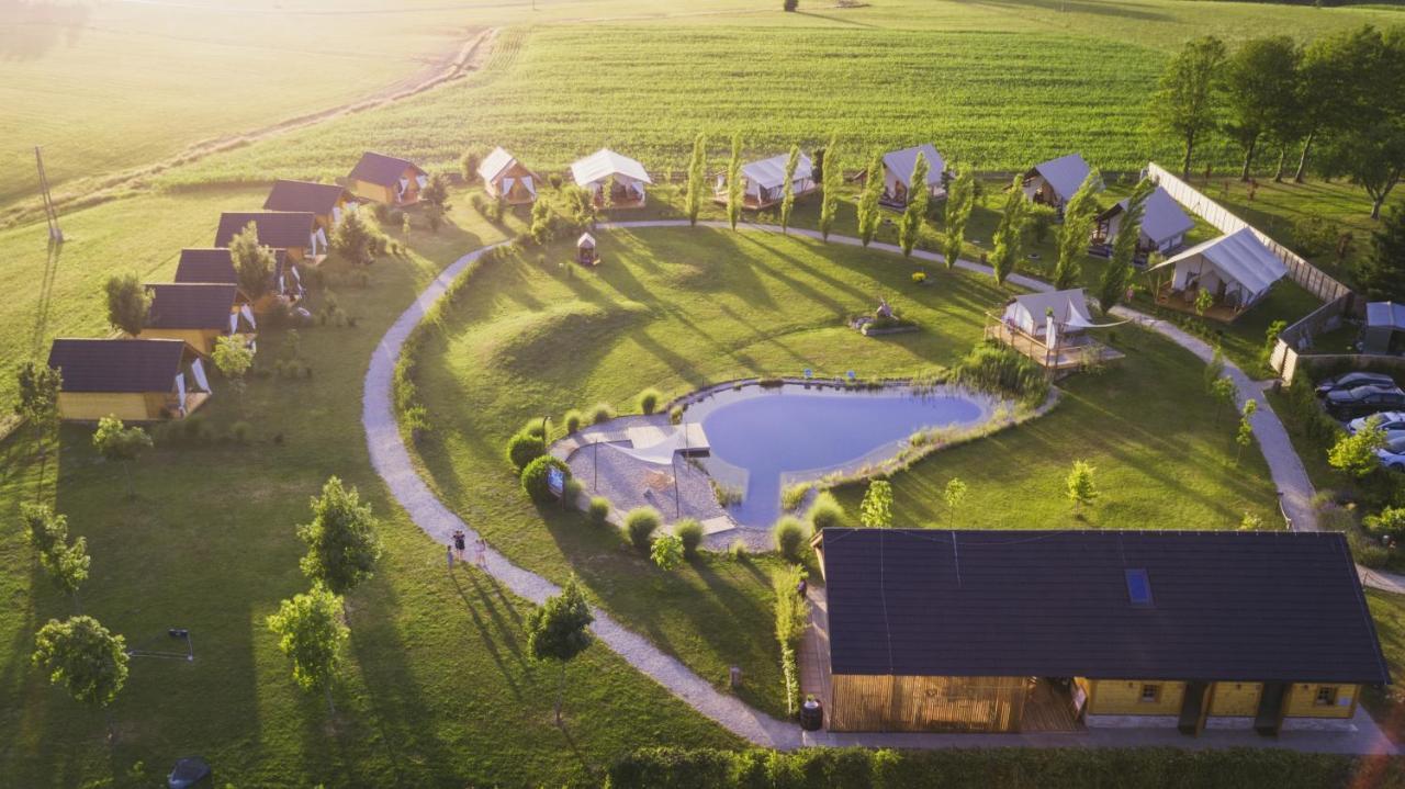 Glamping Kolpa Resort Gradac Exteriör bild